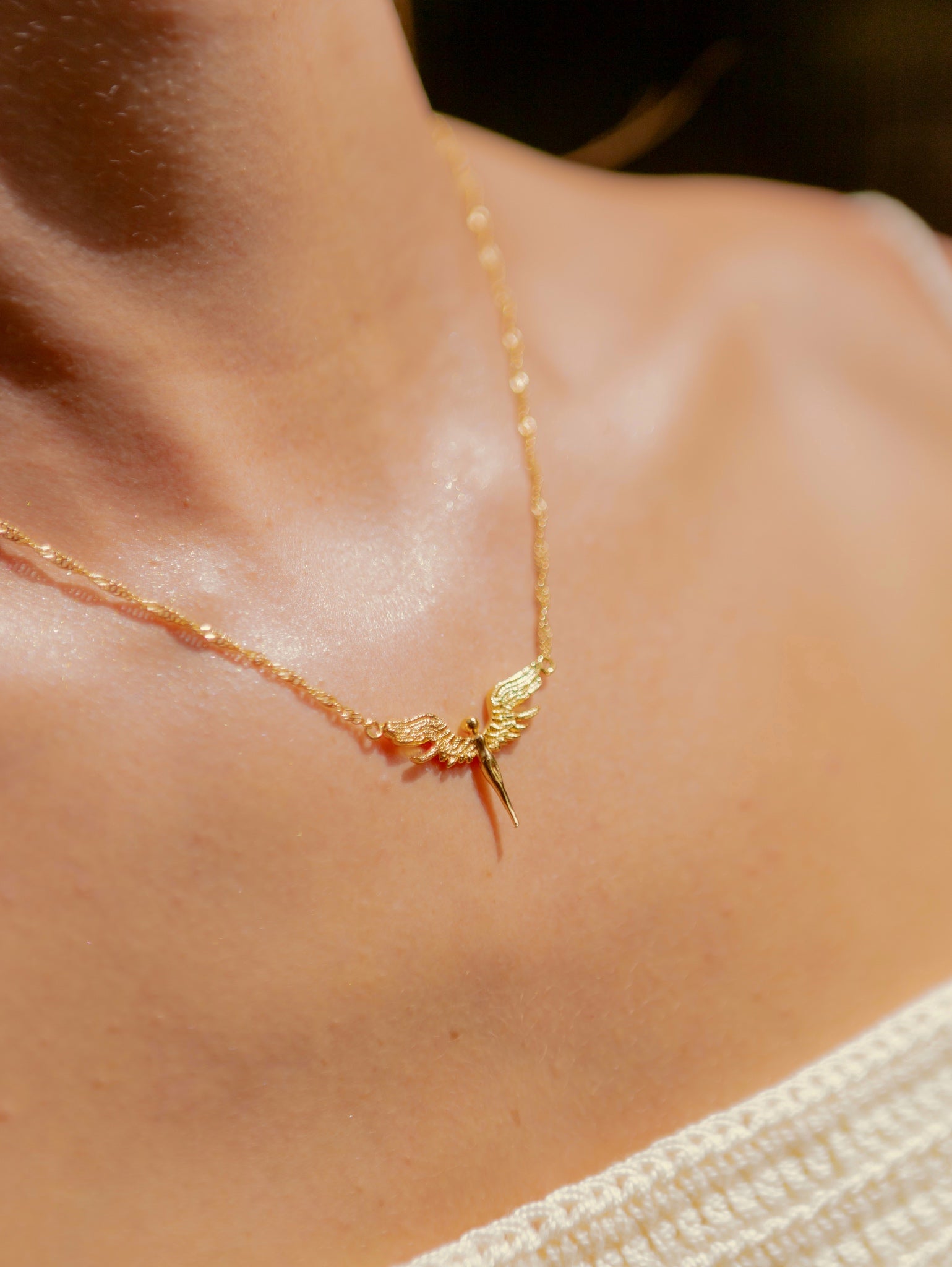 Collar Ángel Omnipresente